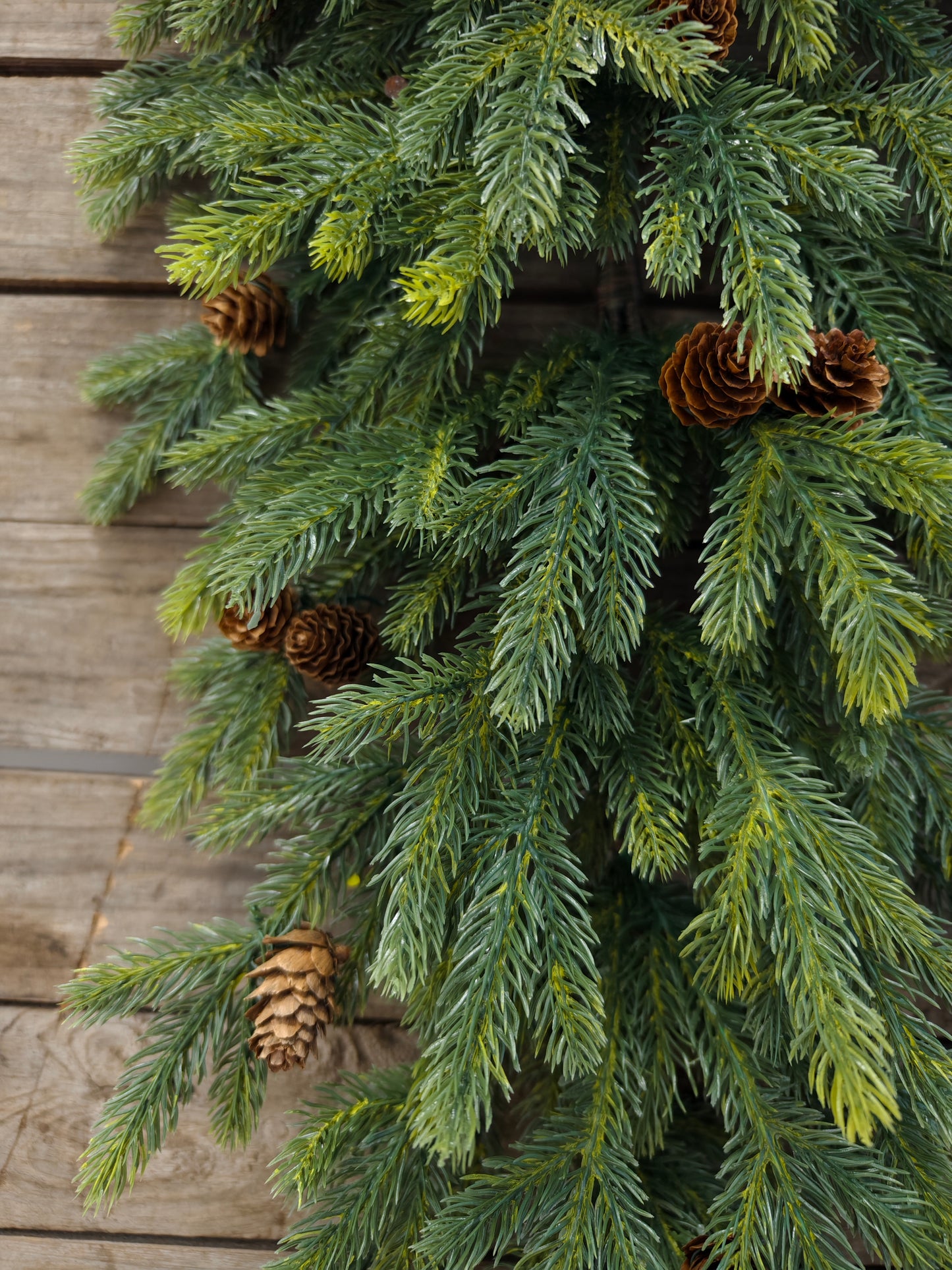 Baby pine Teardrop swag (60% Off)